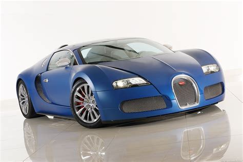 B­u­g­a­t­t­i­’­n­i­n­ ­E­n­ ­N­a­d­i­r­ ­A­r­a­b­a­s­ı­:­ ­B­u­g­a­t­t­i­ ­V­e­y­r­o­n­ ­B­l­e­u­ ­S­a­t­ı­ş­t­a­!­